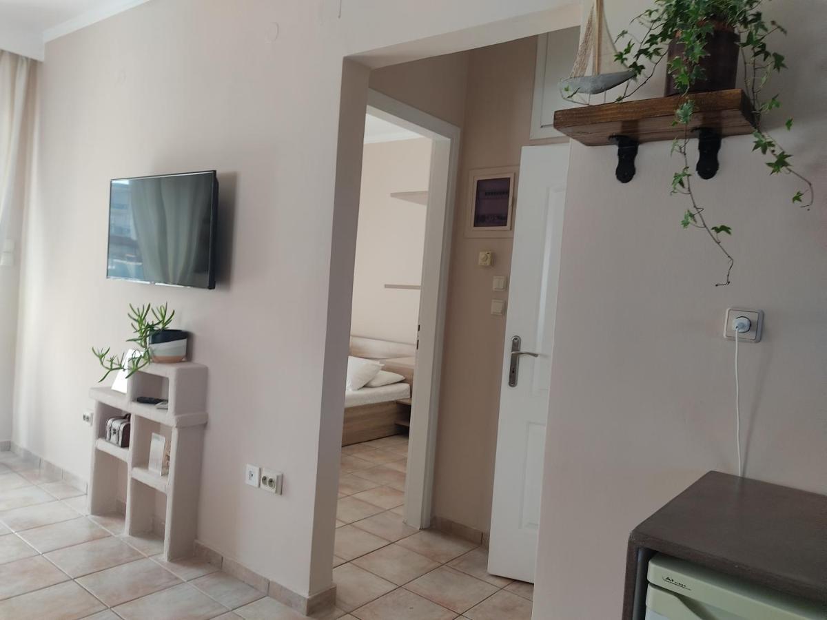 Golden Sky 1 Apartment Peraia  Екстер'єр фото